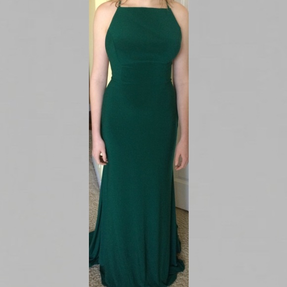 Square-Neck Emerald Green Open-Back Evening Gown - Picture 3 of 6